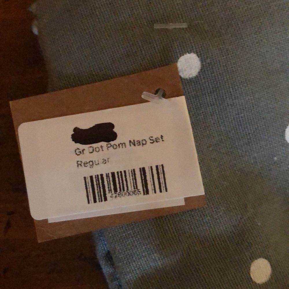 Mud pie Pom Pom napkins grey/white polka dots - Picture 4 of 5